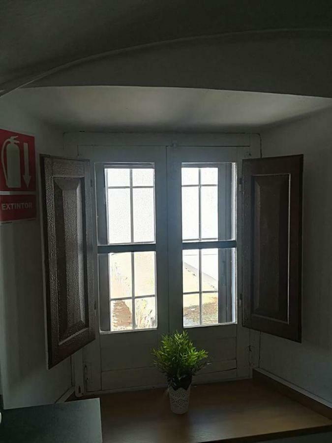 Apartamentos Andrada กาซาร์ เด กาเซเรส ภายนอก รูปภาพ